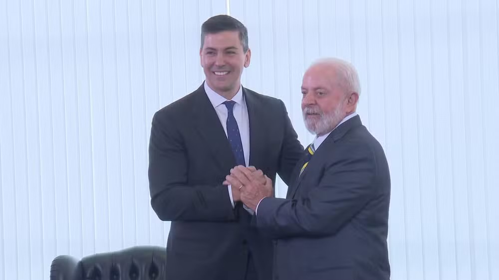 Lula e o presidente do Paraguai, Santiago Peña, em reunião no Palácio do Itamaraty