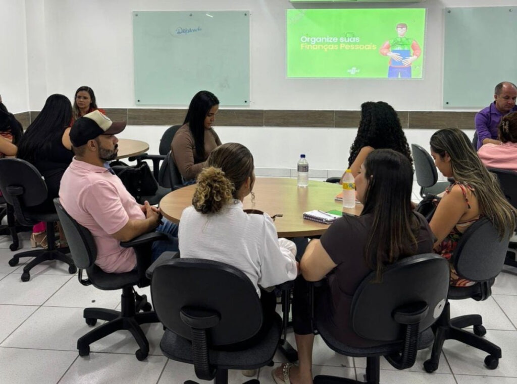 Sebastião e Waldemar ampliam ações e garantem capacitação profissional para a população de Serra Talhada