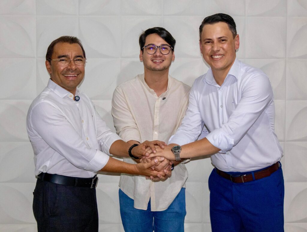 Em Brejo da Madre de Deus, Edilson Tavares recebe o apoio do vereador João Rosal