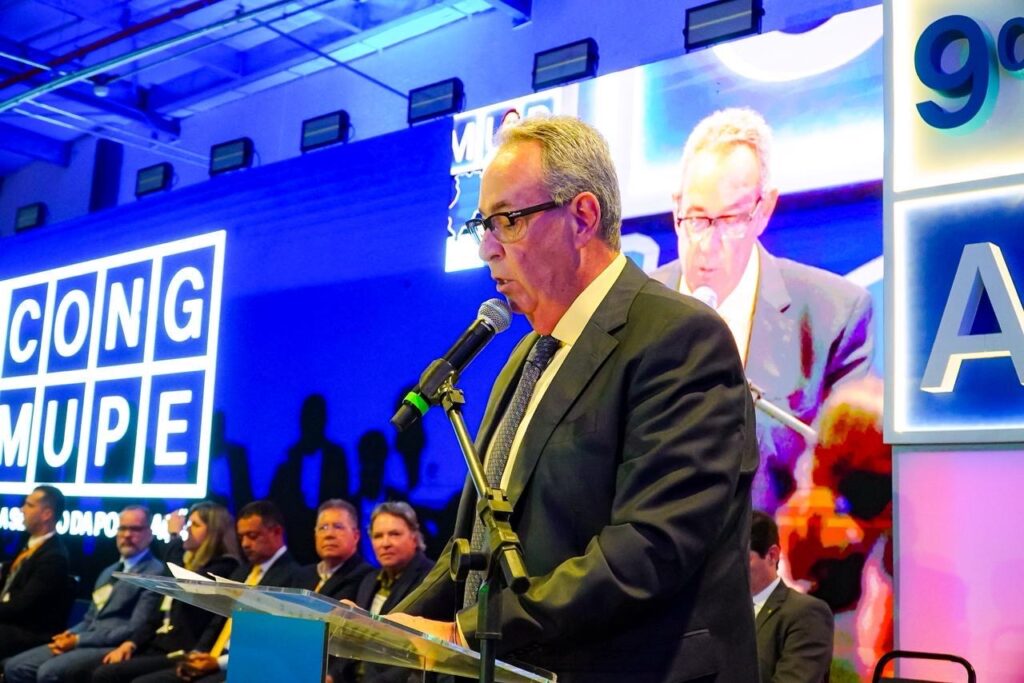 Em congresso da Amupe, Álvaro Porto diz que a Alepe permanece pronta a contribuir com as demandas do municipalismo