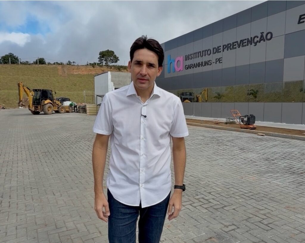 “Hospital de Amor feito pelo presidente Lula será fundamental para o tratamento oncológico no Agreste”, diz Silvio Costa Filho ao visitar obras
