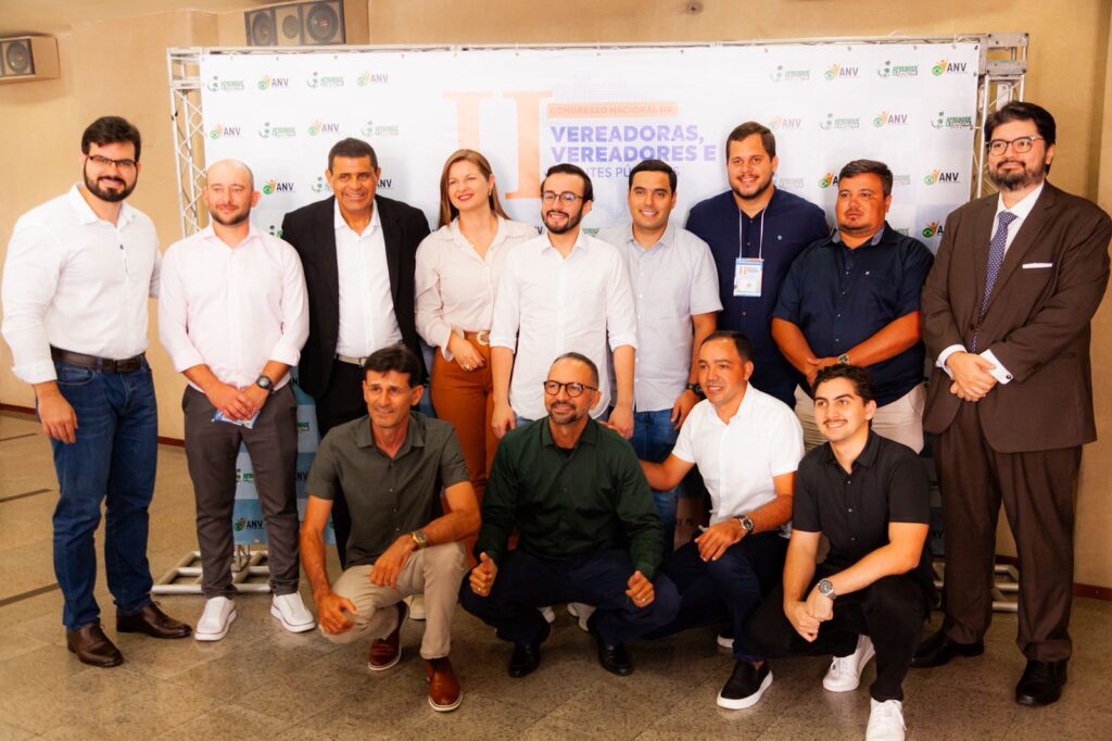 César Ramos participa de Congresso Nacional em João Pessoa e reforça debate sobre fortalecimento dos mandatos parlamentares