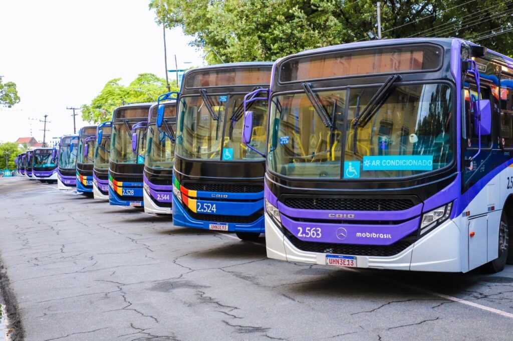 Governo de Pernambuco lança edital para aquisição de 100 ônibus elétricos para a Região Metropolitana do Recife