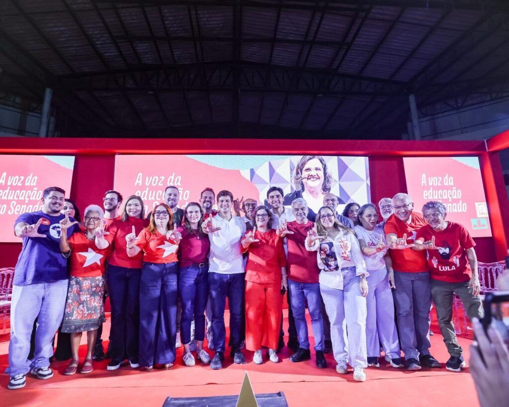 João Campos reforça unidade do time de Lula em plenária da senadora Teresa Leitão