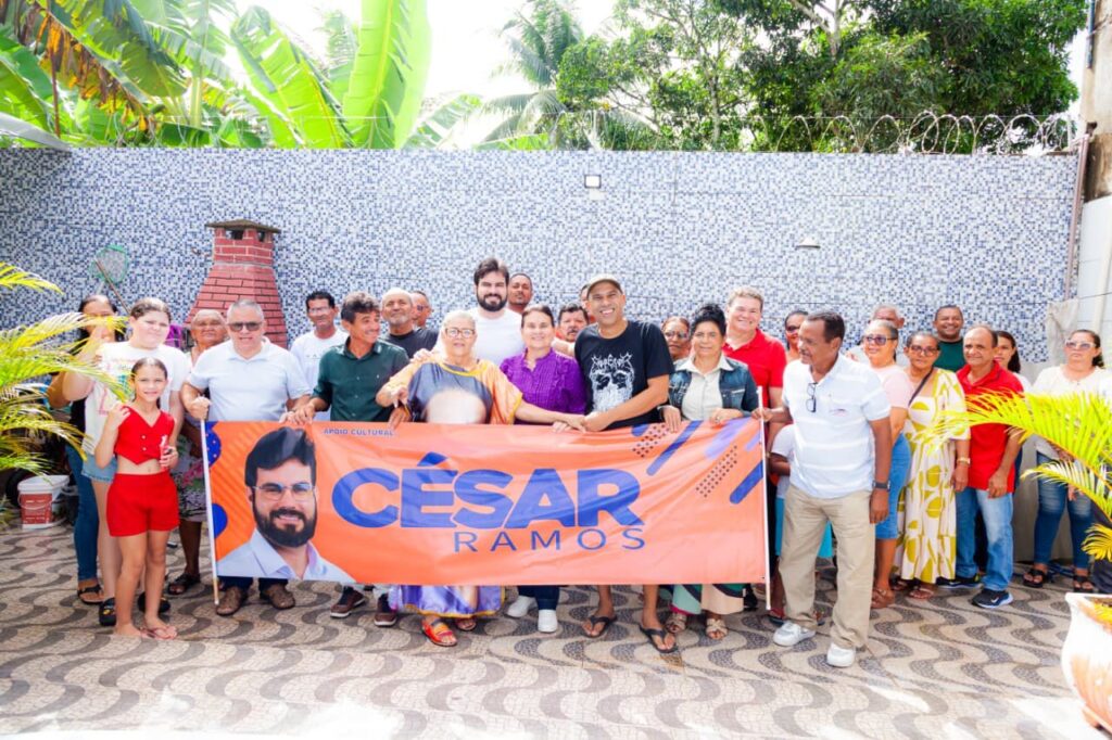 Em Igarassu, César Ramos se reúne com a liderança Eliane