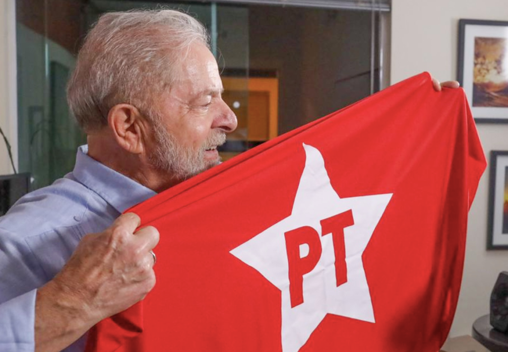 Coluna desta quinta-feira