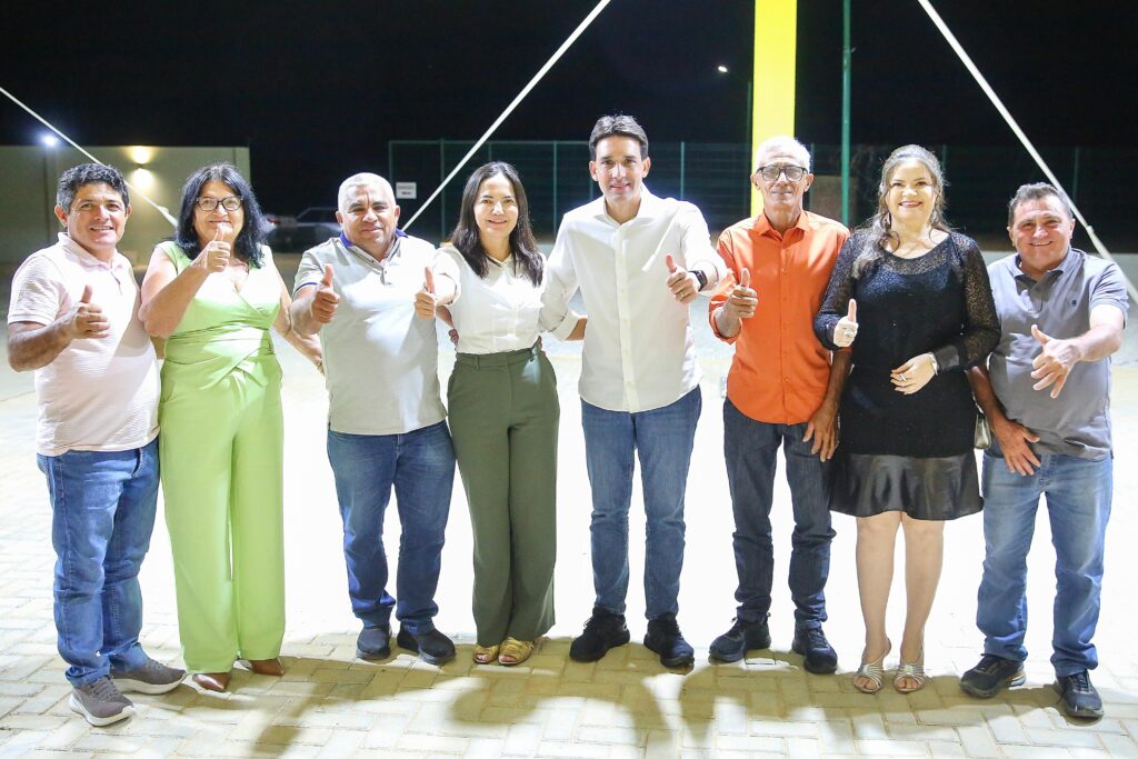 Josimara Cavalcanti, vice-prefeito de Dormentes e vereadores fecham apoio a Silvio Costa Filho