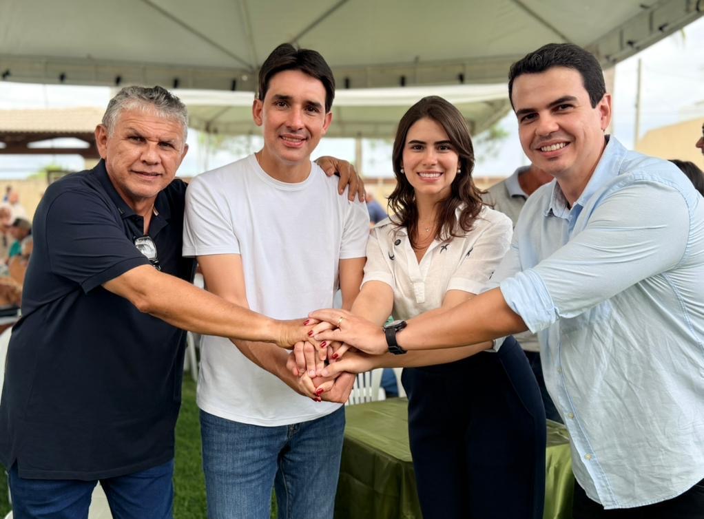 Em Sirinhaém, grupo Urquiza se une em torno de Silvio Costa Filho e Lara Santana