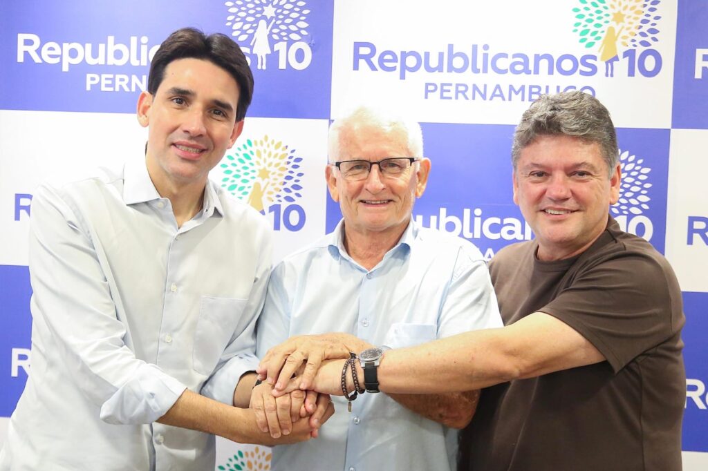 Ex-prefeito Cassiano declara apoio a Silvio Costa Filho e Sileno Guedes