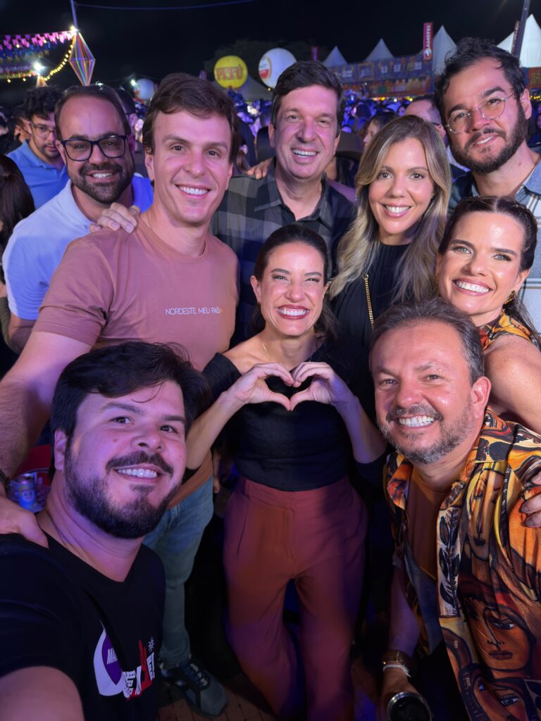 Joãozinho Tenório prestigia abertura do São João de Salgueiro ao lado de Raquel Lyra e Fabinho Lisandro