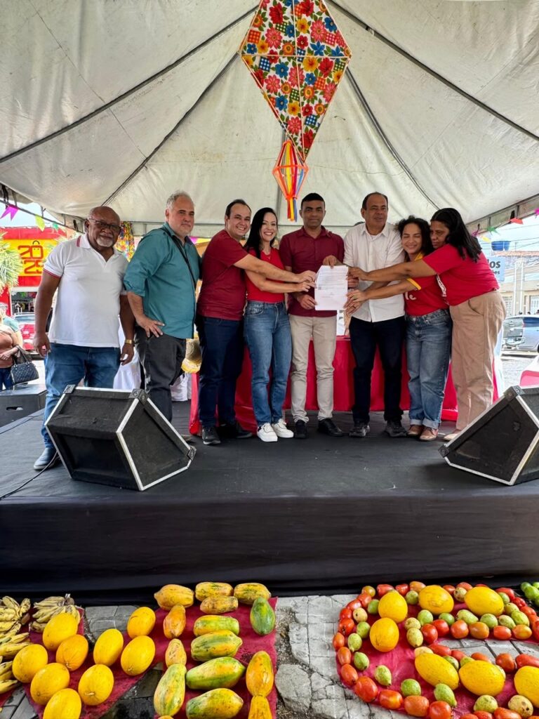 Breno e Márcia Conrado participam da Feira da Reforma Agrária Regional do Pajeú