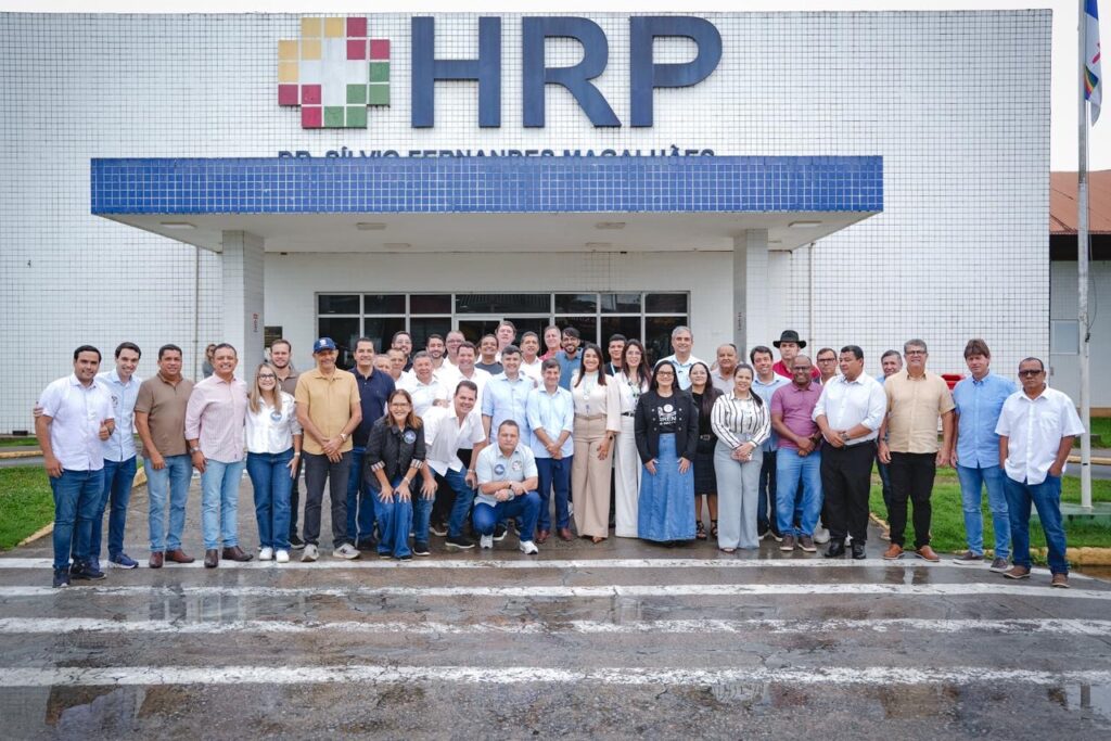 Pré-candidato ao Senado, Eduardo da Fonte defende interiorização da saúde durante visita ao Hospital Regional de Palmares