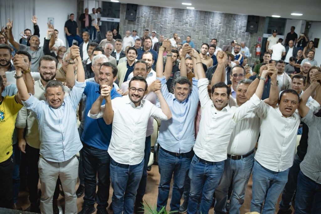 Eduardo da Fonte consolida pré-candidatura ao Senado com força maciça dos prefeitos do Agreste Meridional