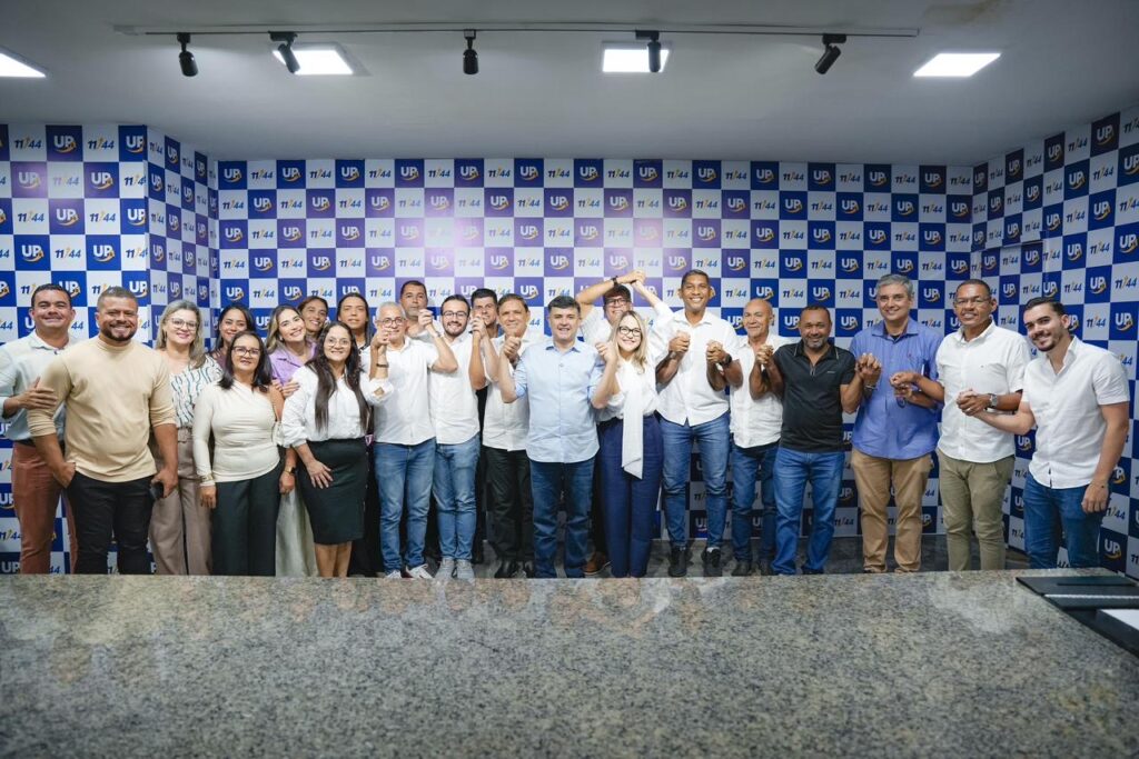 Ao lado de Lula Cabral, Eduardo da Fonte oficializa Gisele de Dudinha como presidente da Federação União Progressista no Cabo de Santo Agostinho