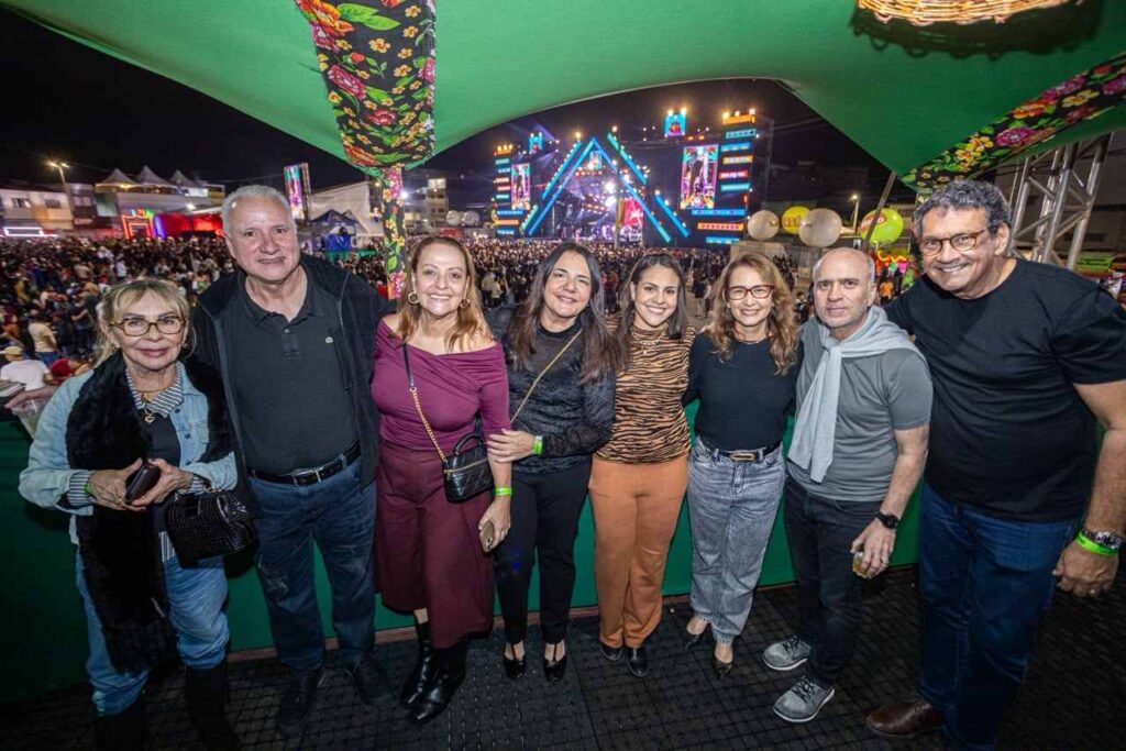 Deputada Debora Almeida prestigia a 57ª edição da Festa das Marocas em Belo Jardim