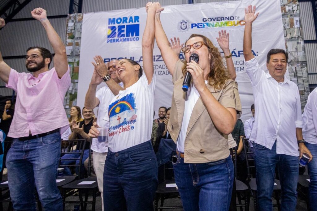 Débora Almeida participa da convenção do PSD e reforça caminhada pela reeleição à Alepe