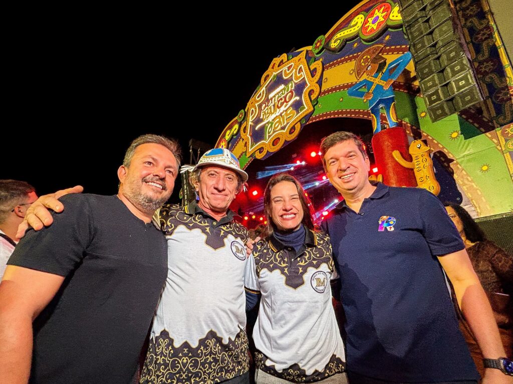 Deputado Joãozinho Tenório acompanha abertura do Festival Pernambuco Meu País em Salgueiro