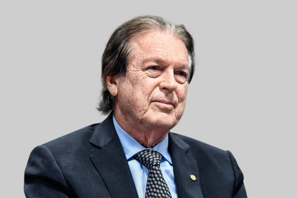 PT confirma Luciano Bivar como suplente de Humberto Costa