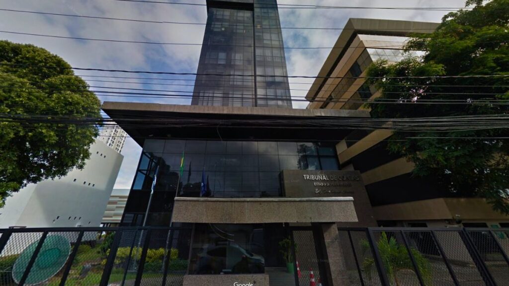 SindiContas-PE manifesta preocupação após Justiça suspender cautelar do TCE sobre licitação de escolas
