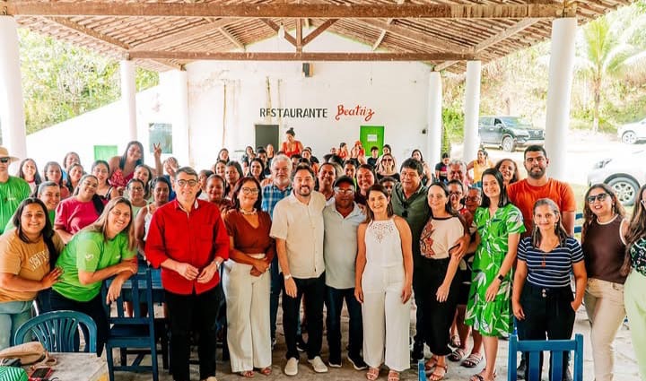 Prefeito Araújo antecipa primeira parcela do 13º salário e reforça compromisso com os servidores de Amaraji