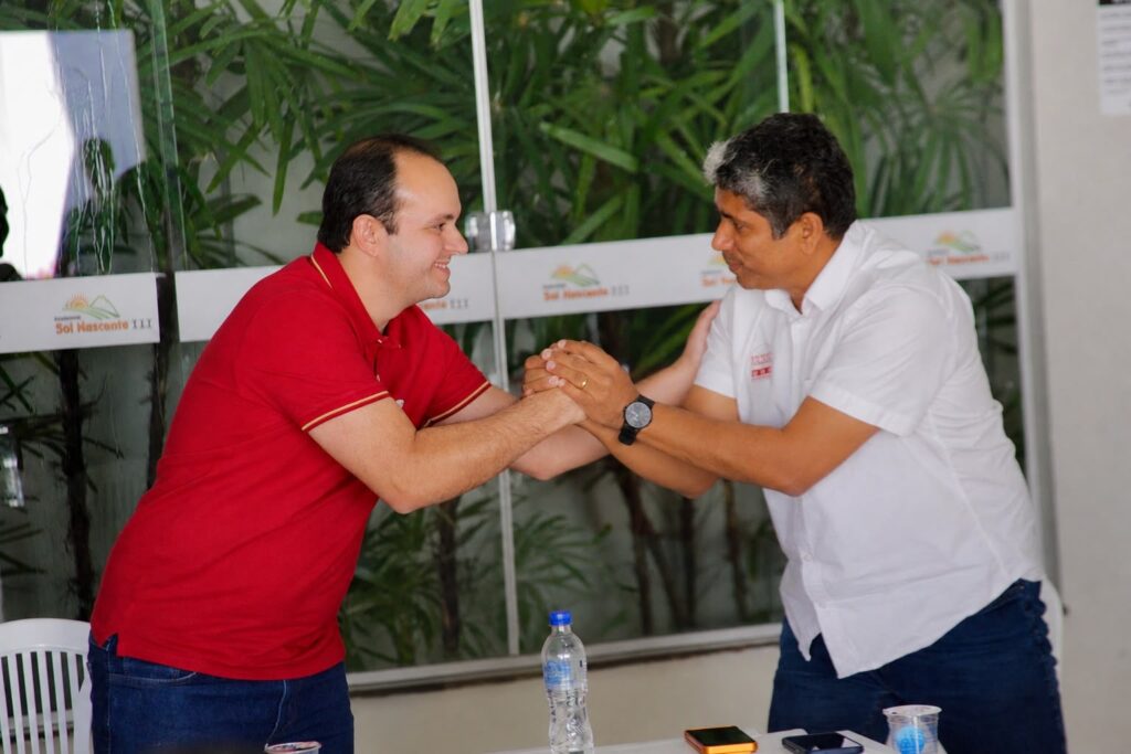 Candidato a deputado estadual, Breno Araújo reúne apoiadores em Petrolina