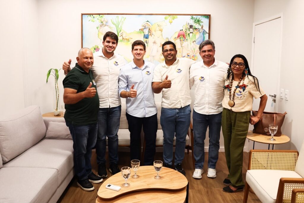 Ao lado de lideranças do Sertão de Itaparica, Bruno e Fabiano Marques se reúnem com João Campos no Recife e discutem futuro de Pernambuco