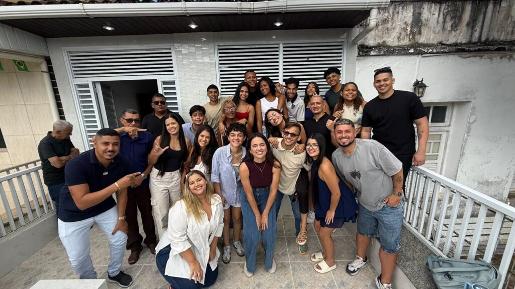 Letícia Borba chama atenção nas redes e conquista apoio de mais de 20 influenciadores em Pernambuco