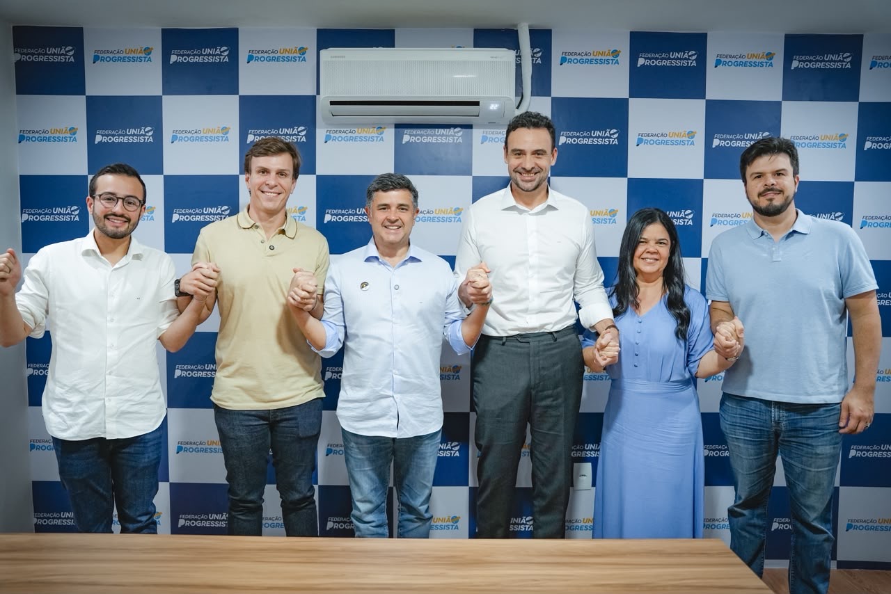 Miguel Coelho indica Carlos Andrade Lima para primeira suplência de Eduardo da Fonte