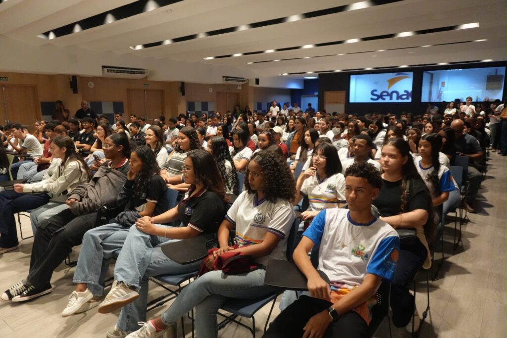 Prefeitura de Serra Talhada fortalece protagonismo da juventude no enfrentamento às mudanças climáticas