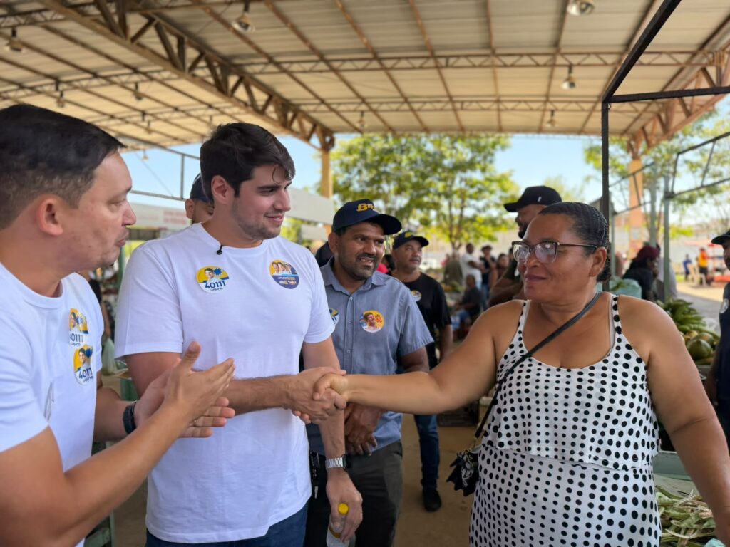 Bruno Marques visita feira livre e reforça compromisso de estar perto do povo