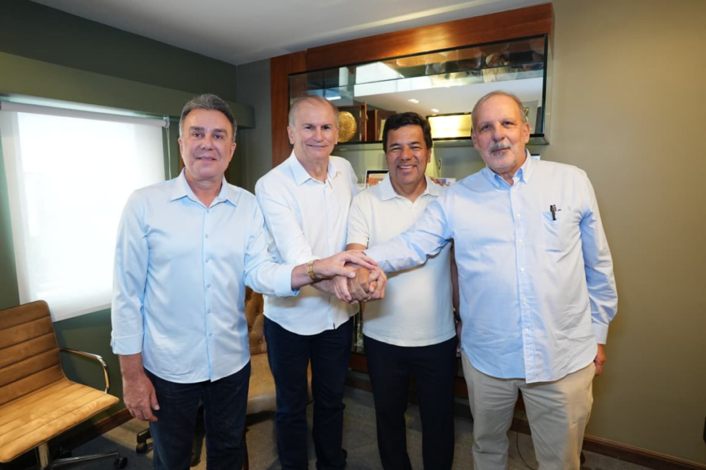 Prefeito de Limoeiro, Orlando Jorge anuncia apoio a Mendonça Filho para o Senado