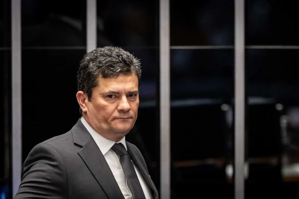 Após Lula citá-lo no JN, Sérgio Moro ataca: “Transtornado. Rancoroso. Mentiroso”