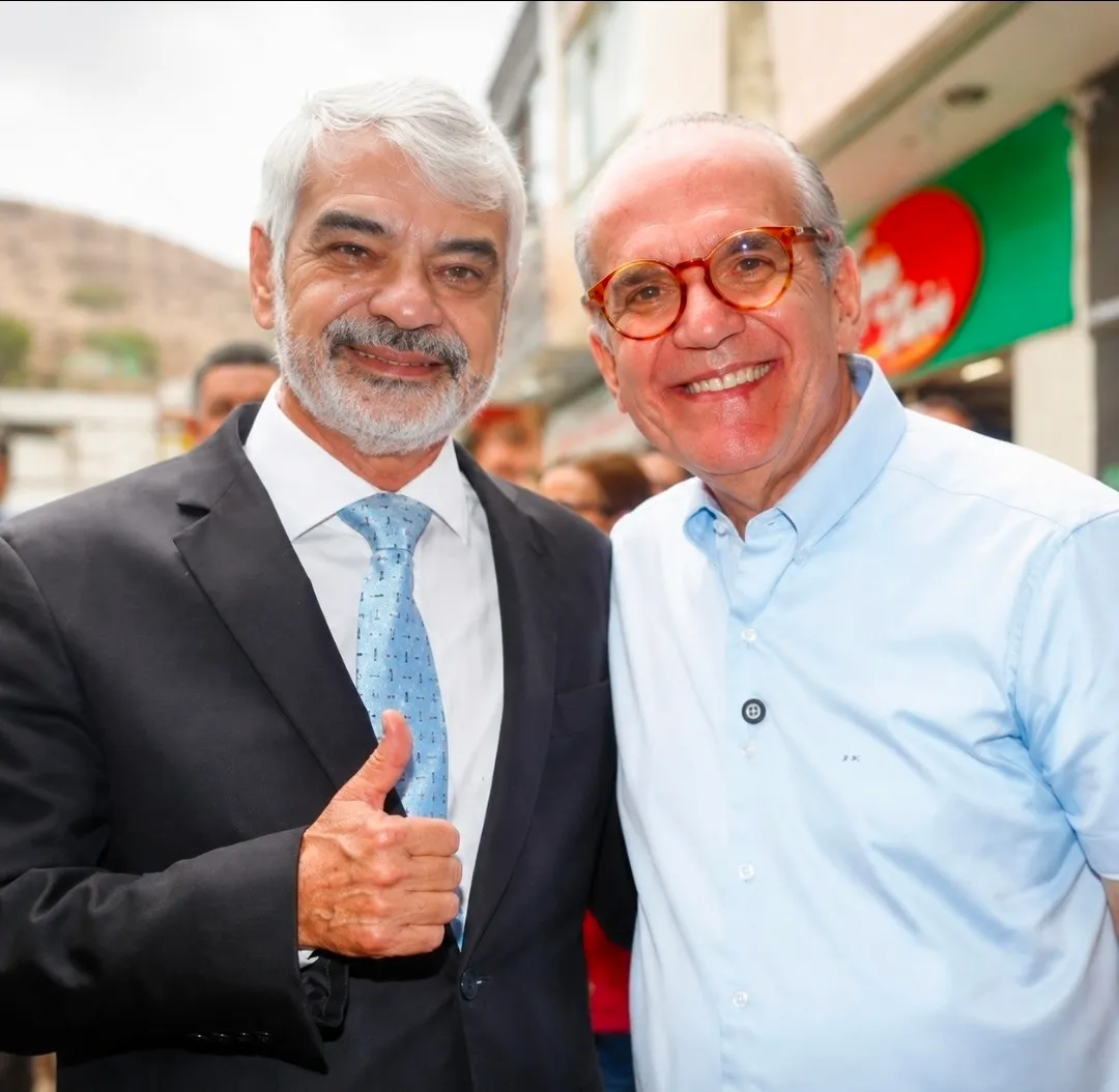 Coluna desta segunda-feira