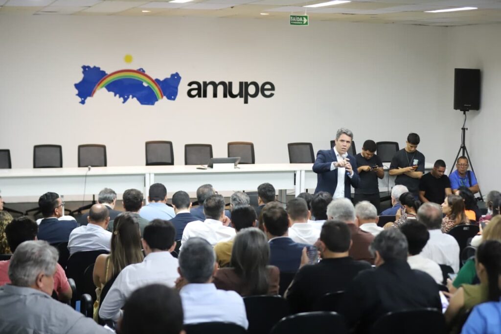 Amupe fortalece articulação municipalista e define encaminhamentos estratégicos em Assembleia Extraordinária