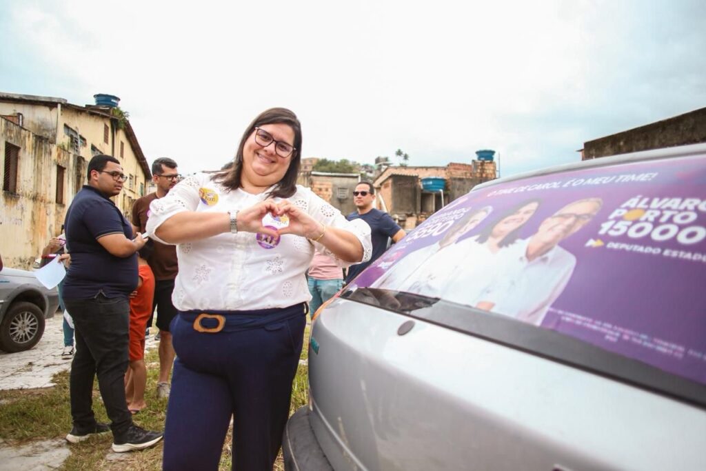 Prefeita Carol Jordão faz adesivaço e mostra a força do seu time em Ribeirão