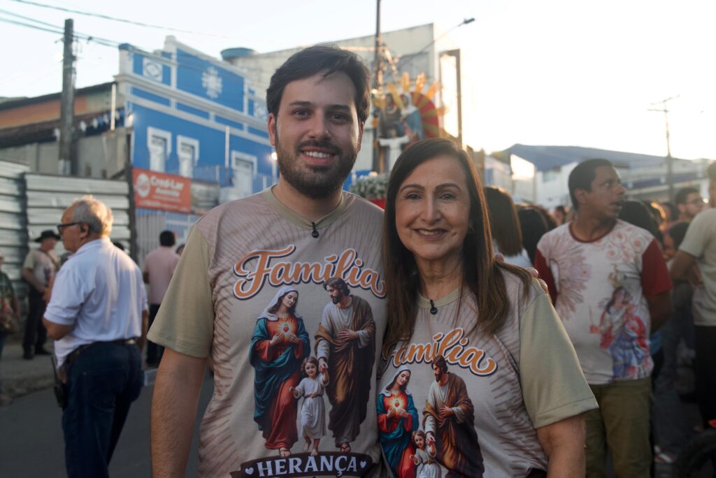 Aglailson Victor e Cris Queralvares vivenciam mais um ano da tradicional Caminhada da Família em Vitória de Santo Antão