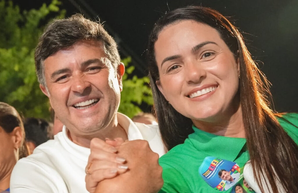 Juliana de Chaparral estreia no guia eleitoral de TV ao lado de Eduardo da Fonte
