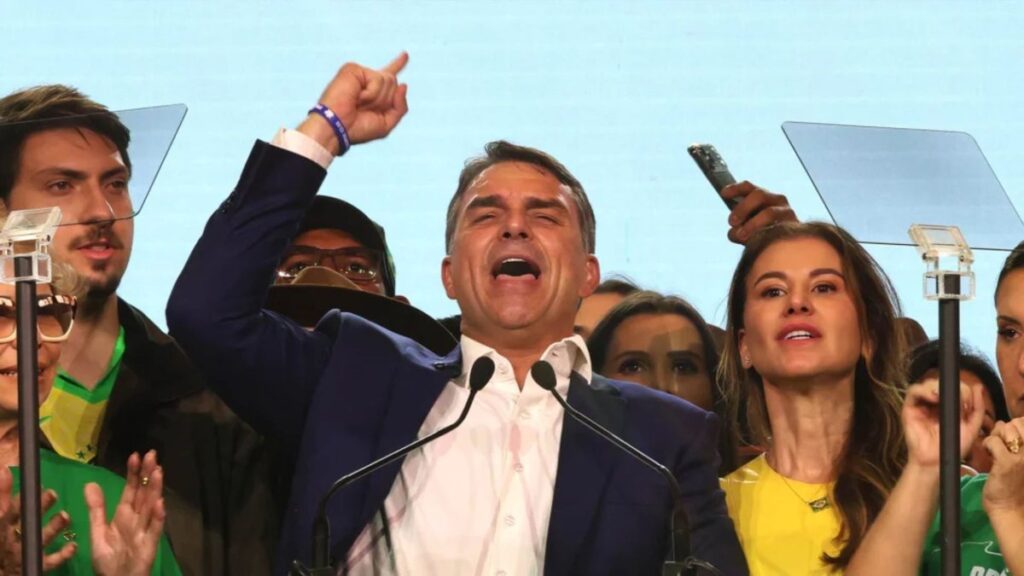 Flávio Bolsonaro em Pernambuco: veja programação do candidato a presidente