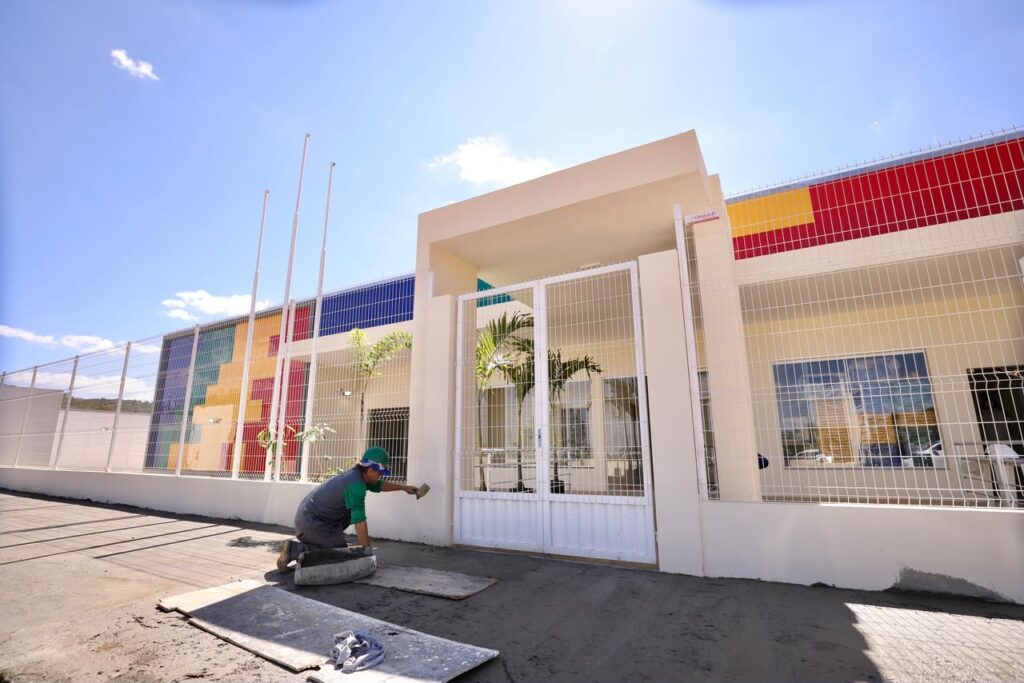 No Sertão do Pajeú, Governo de Pernambuco investe R$ 10,3 milhões na construção de creches em Triunfo e Quixaba