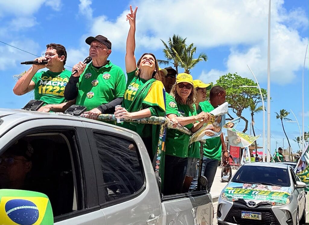 Carreata de Clarissa Tércio e Pastor Júnior Tércio agitam ruas de Jaboatão e da Zona Sul do Recife