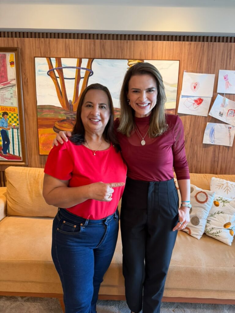 Marília Arraes recebe apoio de Adilma Lacerda e amplia força no Litoral Sul