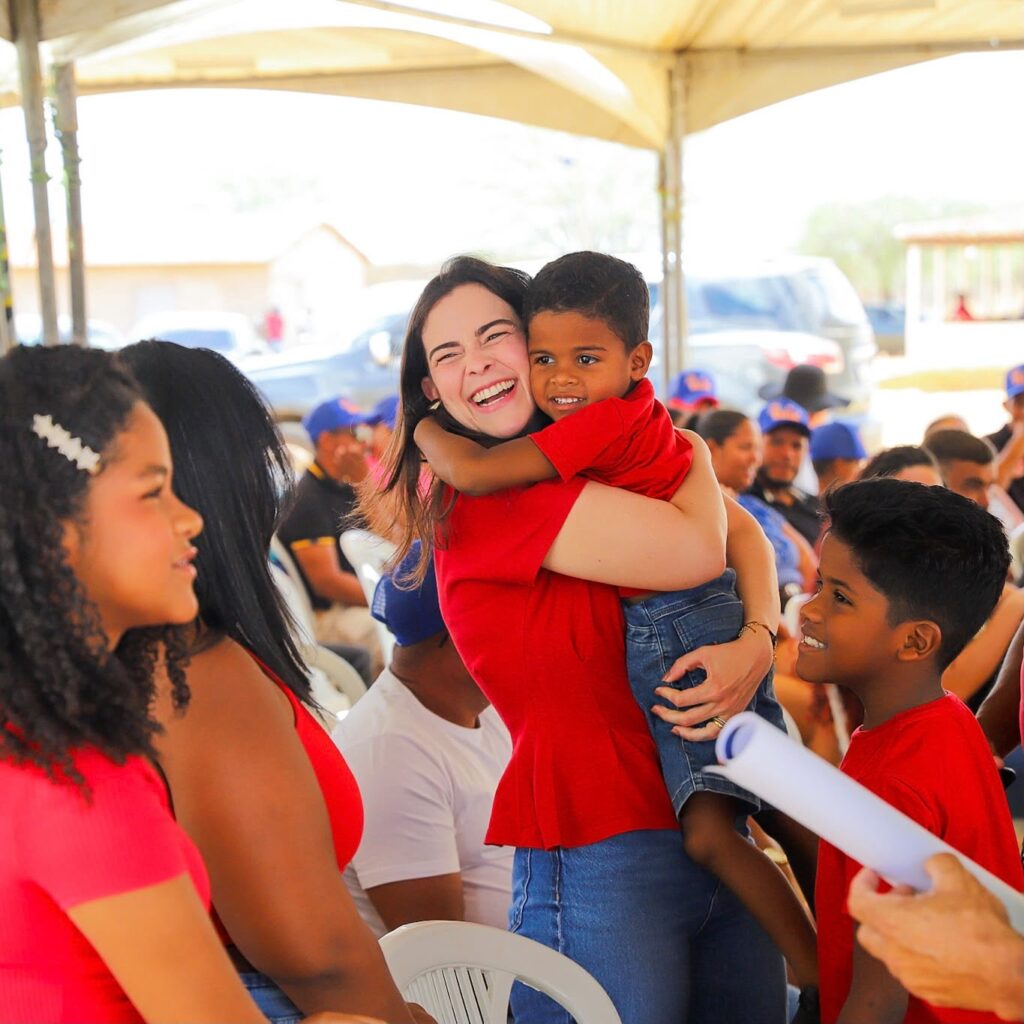 Maria Arraes consolida apoios em giro político por municípios do Sertão do Araripe