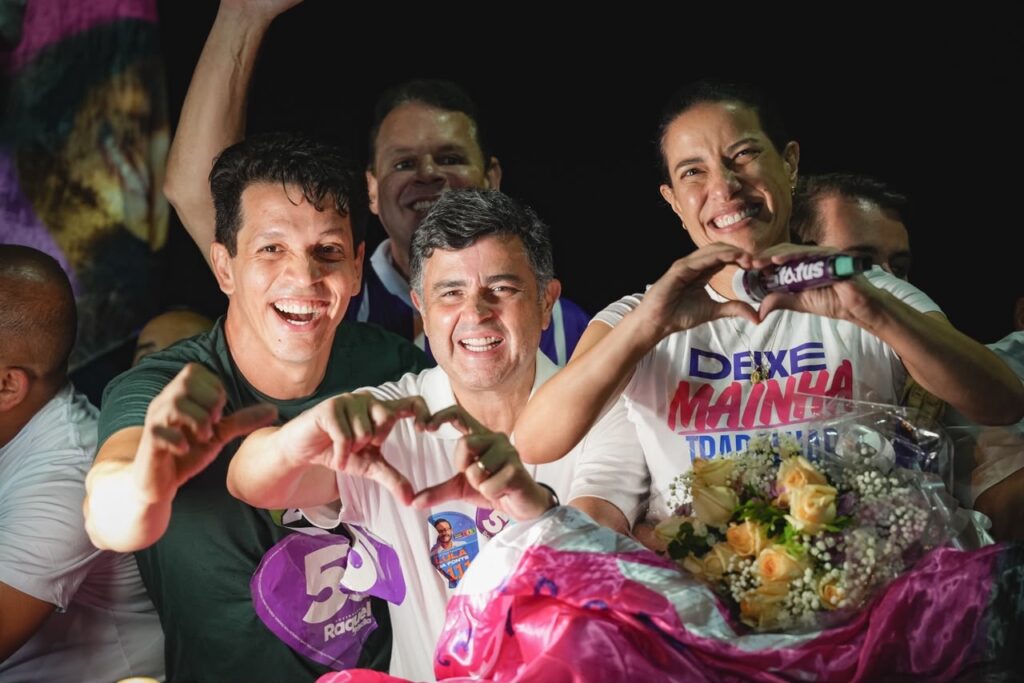Em Escada, Raquel Lyra reafirma que Eduardo da Fonte é seu senador durante grande carreata
