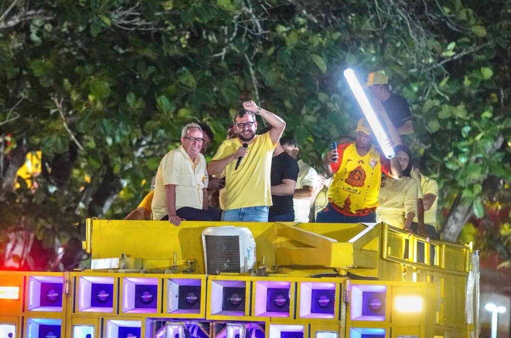 Festa em Canhotinho celebra vitórias de Álvaro Porto e Gabriel Porto