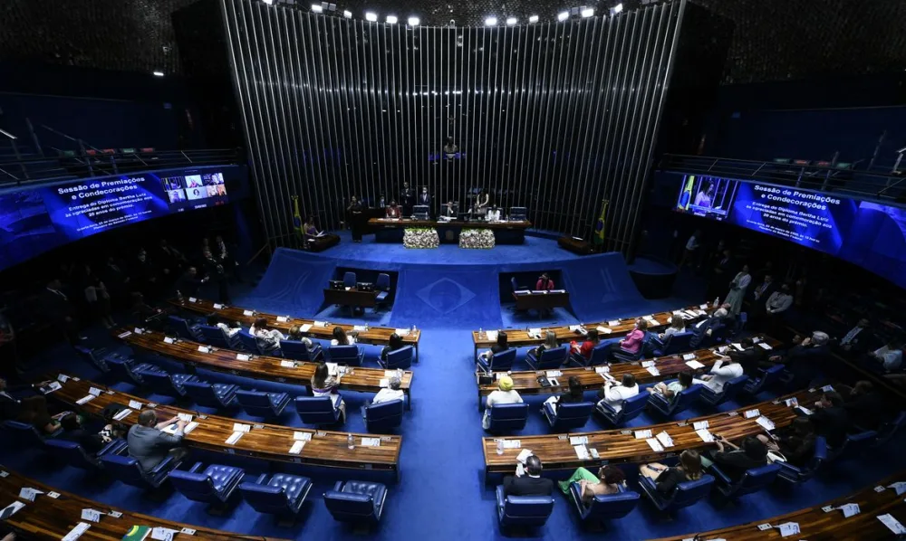 Francismar é reeleito deputado estadual com votação histórica