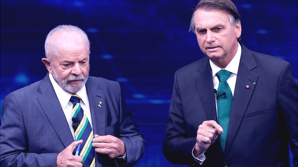 Lula amplia pacote de benefícios eleitorais e supera em mais de três vezes o volume anunciado por Bolsonaro em 2022