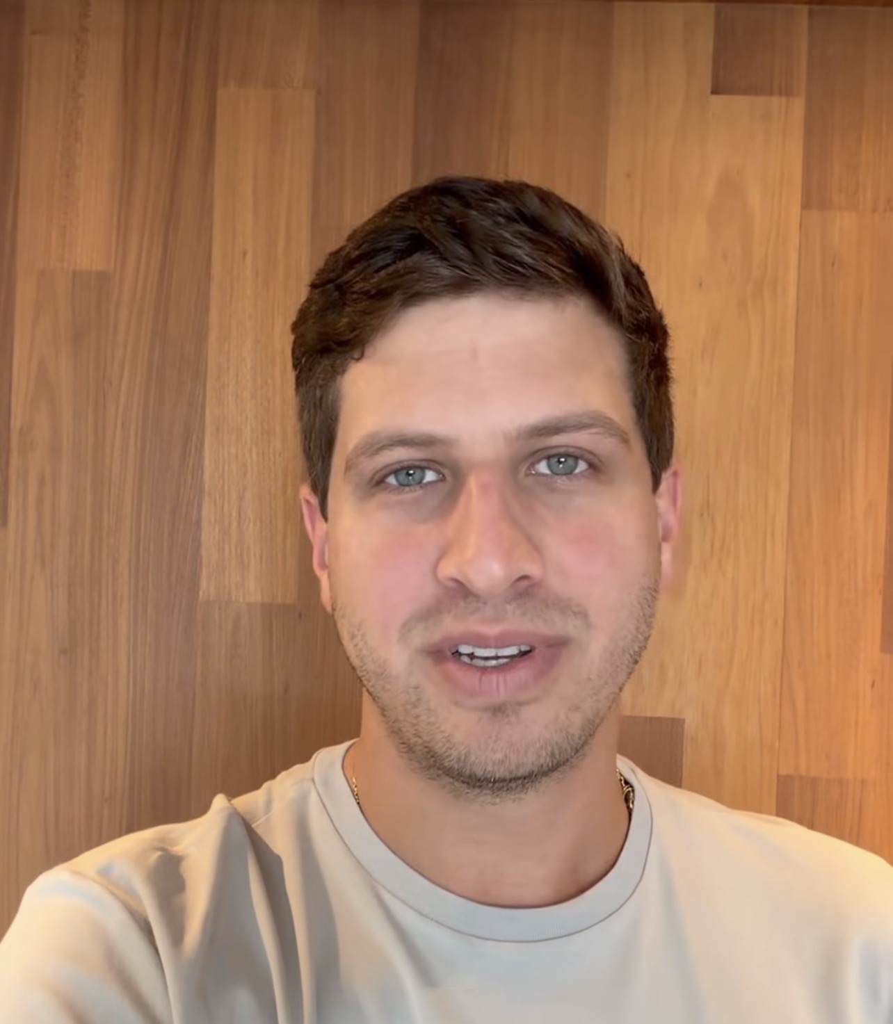 João Campos rebate Nikolas Ferreira após provocações no Recife e leva embate para as redes sociais