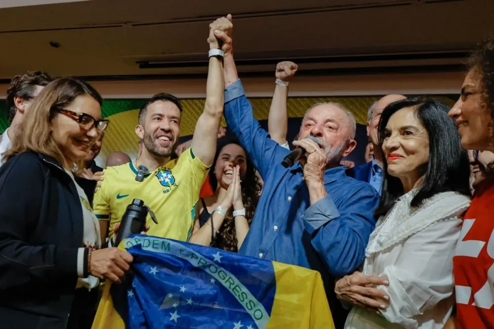 Lula tem Camilo, Janones, Silvio Costa Filho e João Campos como cotados